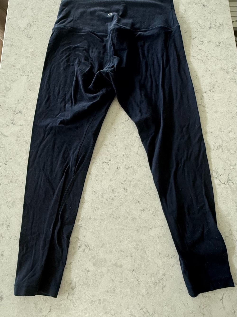 Lululemon Align 25” pant in navy size 10